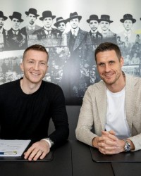 九游手机版-官方：多特与罗伊斯续约一年 新合同明夏到期